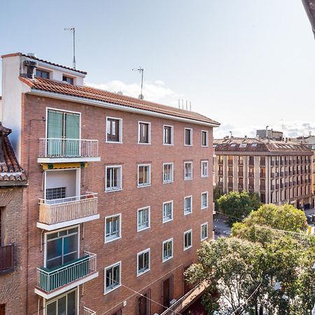 Elegant 1 Bedroom Apartment In The Heart Of Centro Мадрид Екстериор снимка