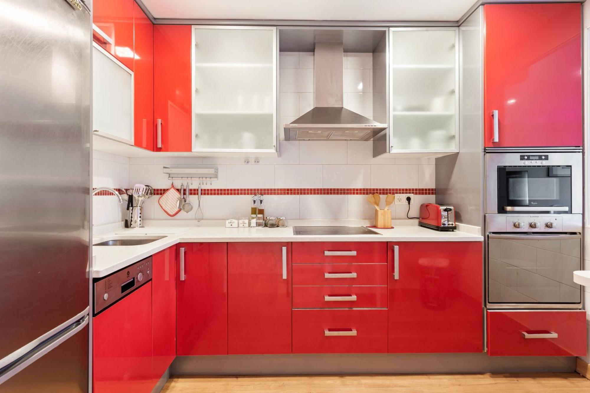 Elegant 1 Bedroom Apartment In The Heart Of Centro Мадрид Екстериор снимка