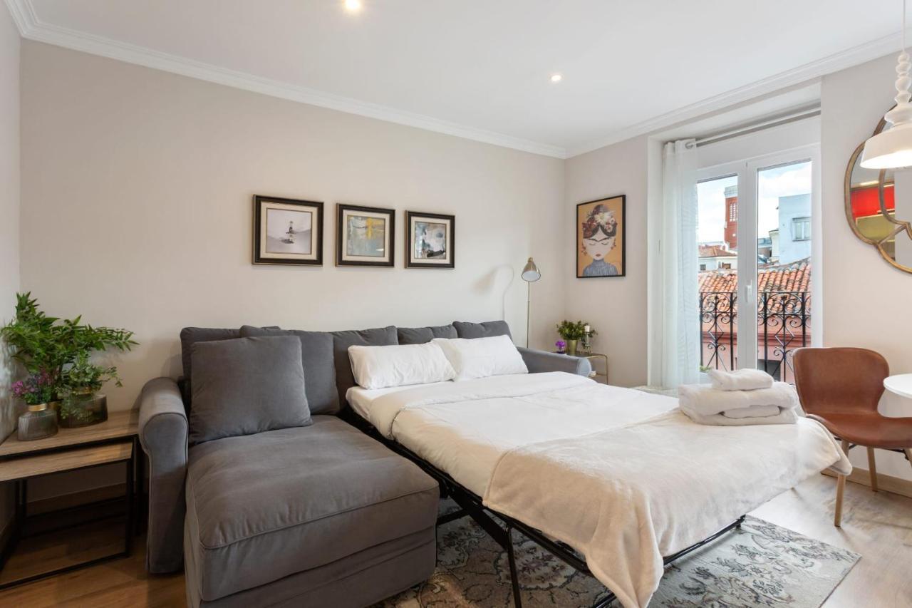 Elegant 1 Bedroom Apartment In The Heart Of Centro Мадрид Екстериор снимка